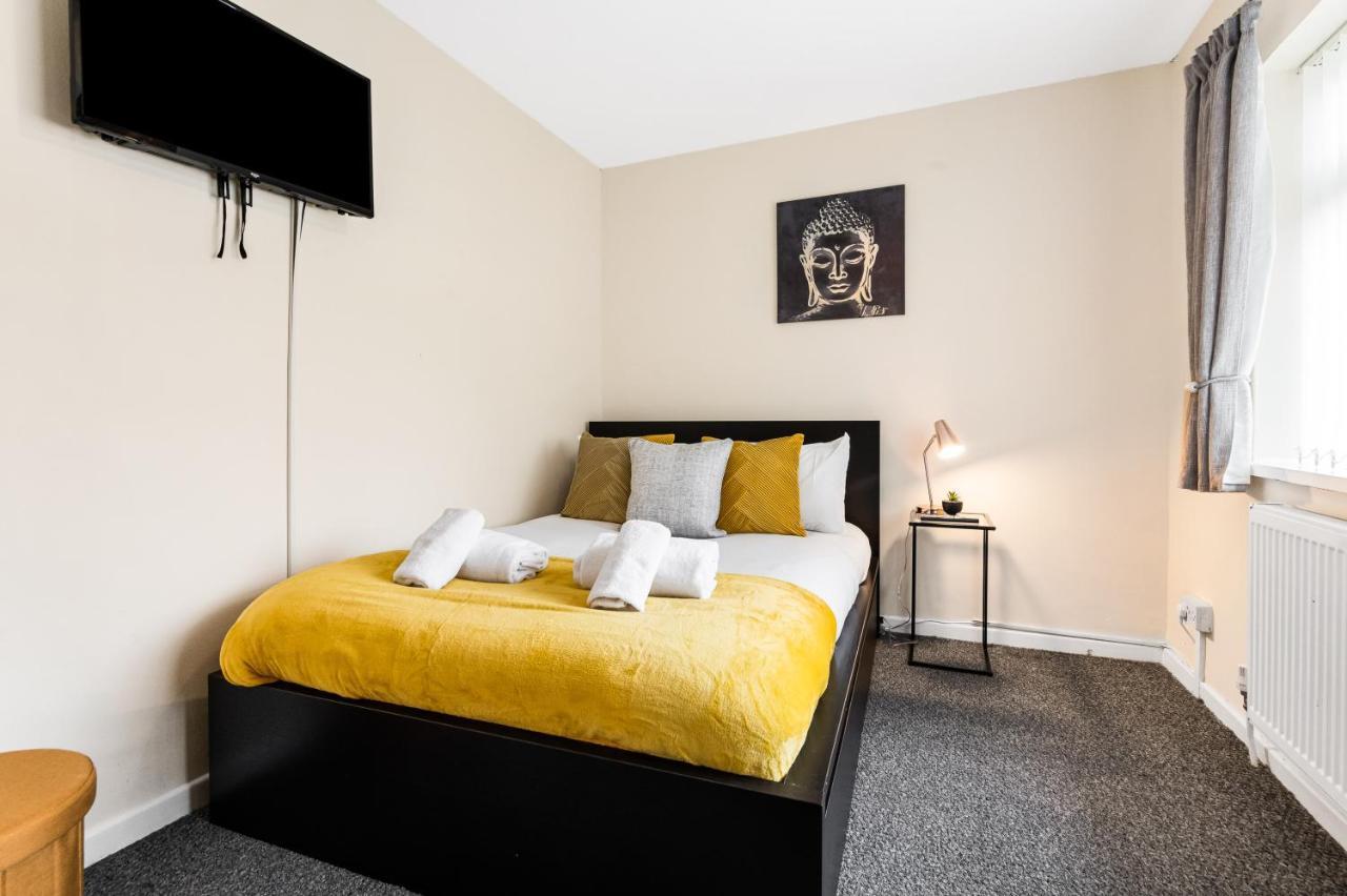 Off Road Parking, Garden, Tv'S In Bedrooms Morriston Bagian luar foto